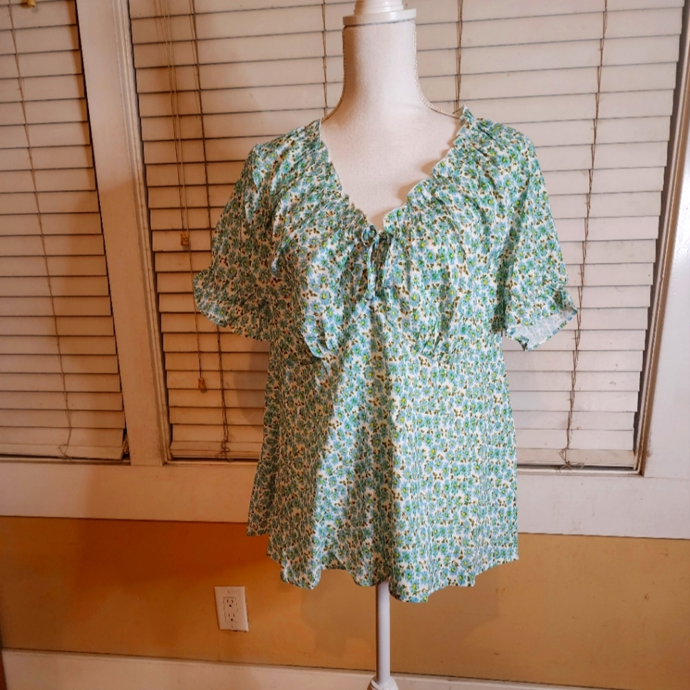 SHEIN Women's Floral Print V-neck Tunic